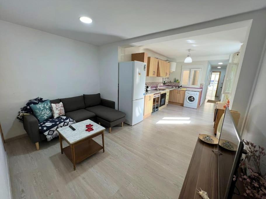 Apartamento Bahia ซานตาโปลา ภายนอก รูปภาพ